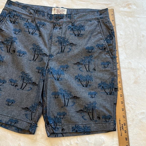 Original Penguin Men’s Flat Front Palm Tree Shorts - Picture 5 of 10